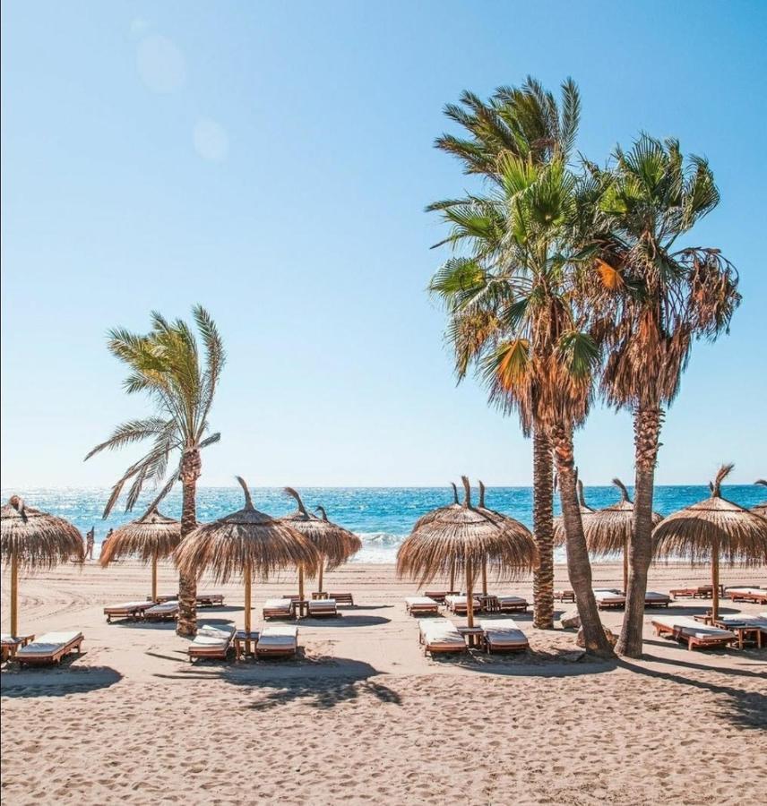 El Estudio De La Playa Benalbeach Holidays Paradise Benalmádena Esterno foto