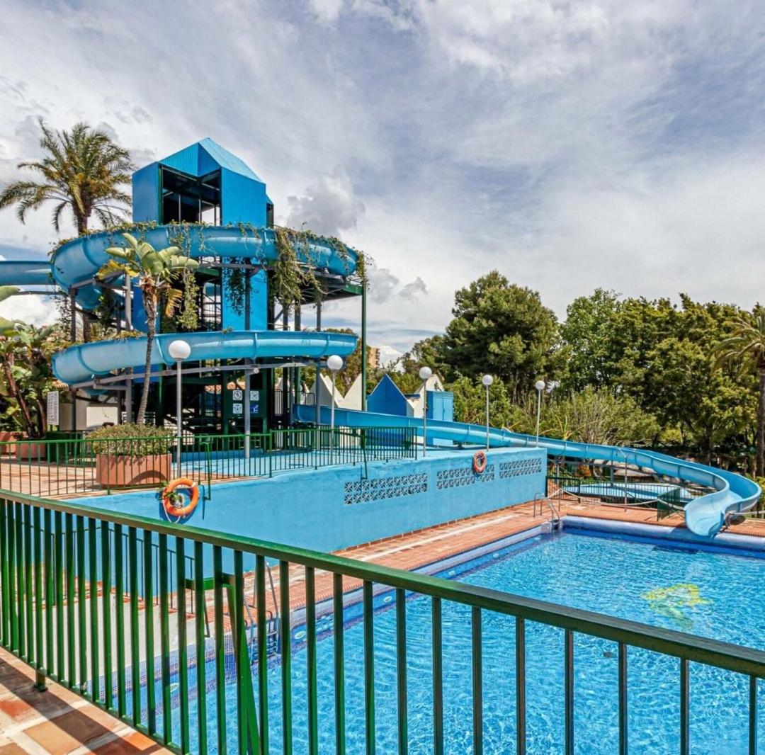 El Estudio De La Playa Benalbeach Holidays Paradise Benalmádena Esterno foto